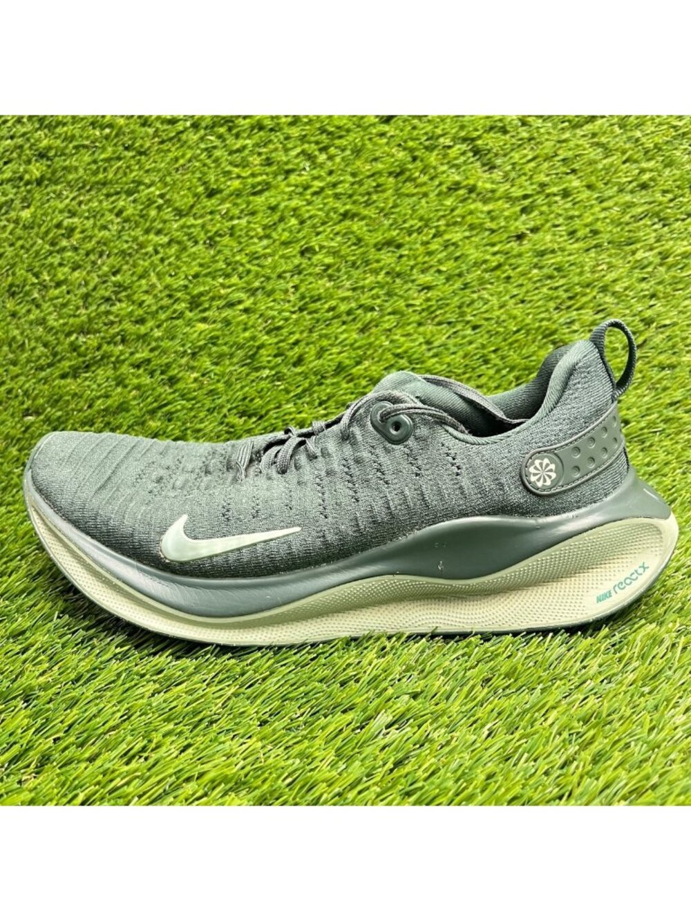 Nike ReactX Infinity Run 4 Vintage Green Womens Size 9.5 Running Shoes Sneakers - Picture 4 of 11